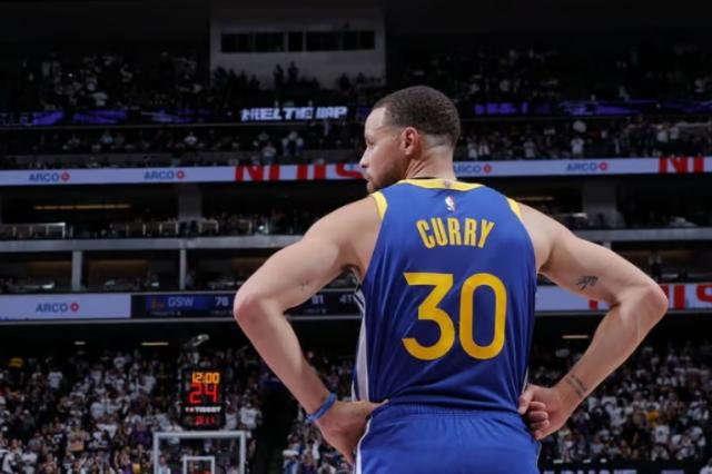 开云体育下载-获1年6260万续约资格 库里真会签字长留颓迷勇士？