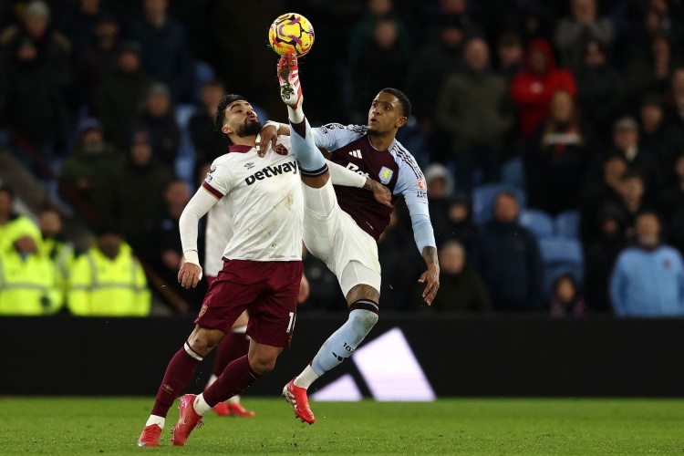 邮报：帕奎塔很想回巴西，铁锤帮不愿放人 并对球员想法感到失望