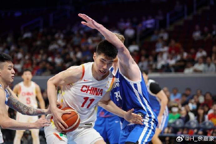 开云APP-驰援国家队，余嘉豪社媒：繁华时不凑热闹，低谷时绝不退场